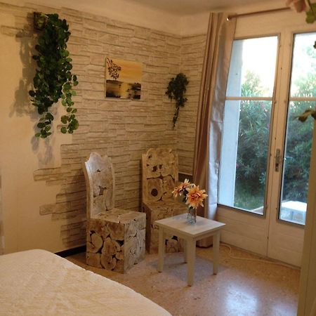 Appartement La Plage En Provence Le Pradet Exterior photo